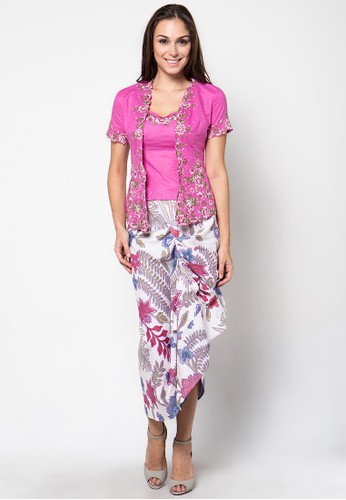 Spesifikasi dan Daftar Harga Model Kebaya Modern Batik Senawangi Camilla Tradisional Tops